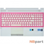 Клавиатура для Samsung NP300V5A белая с розовой рамкой (Топкейс белый)