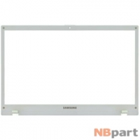 Рамка матрицы ноутбука Samsung NP300V5A / BA75-03209B белый